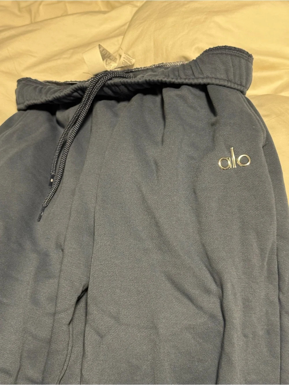ALO Yoga worn only